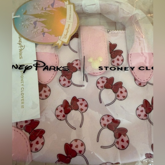 Stoney Clover Lane Disney Valentines Minnie Headband Pouchette 02 Crossbody - Picture 3 of 3